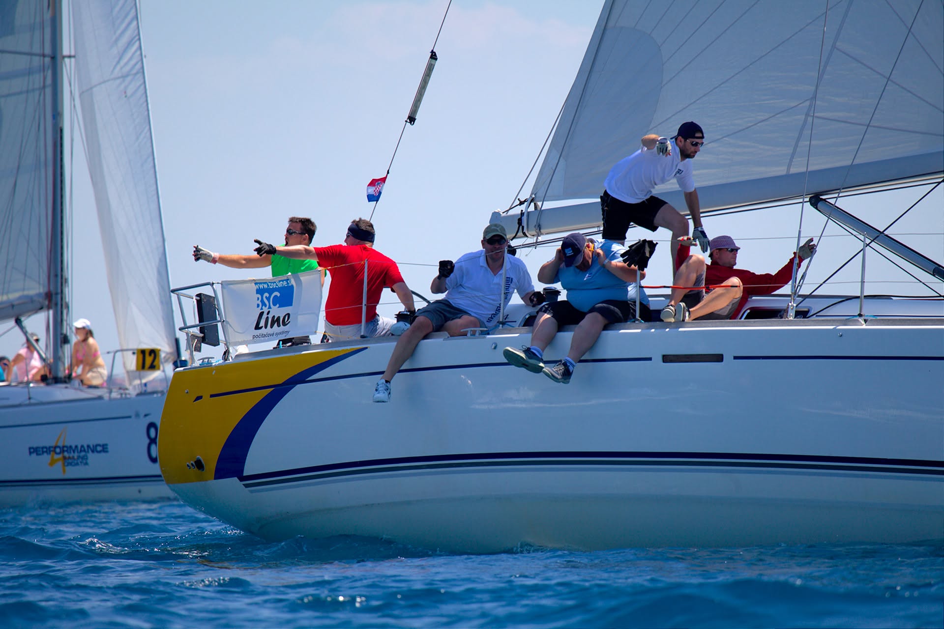 Gentleman Sailing — teambuilding na mori